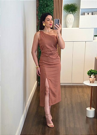 Vestido linho alça trançada mocha
