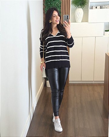 Blusa Tricô Listrado Preta Manga Longa