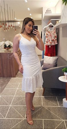vestido midi arrumado