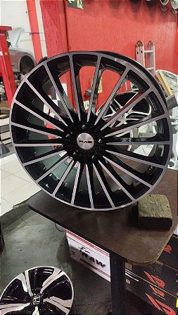 Jogo Roda TSW, 19x7.5, 40 5x114, Preta brilhante diamantada e Semi Nova