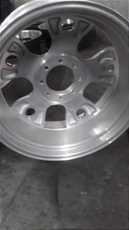 Jogo de Rodas esportiva 8x165, 22x9.5, 20, rustica e Semi Nova