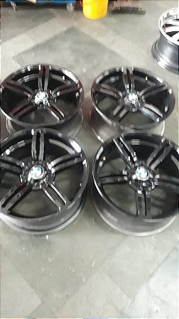 Jogo de Roda BMW Aro 19 5x120 Preta Brilhante Seminova