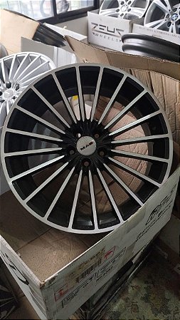 Mack Volare Aro 18 5x100 Preta brilhante diamantada Semi novas