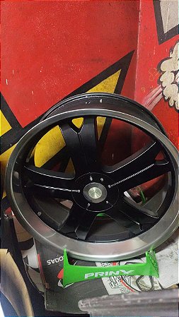 Jogo roda Black Rhino Aro 22 5x112 Preta brilhante diamantada Semi novas