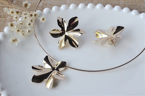 CONJUNTO FLOR LIRIO