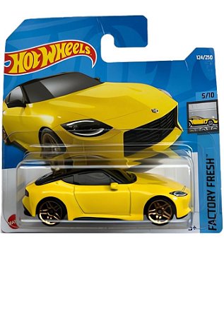 Hot Wheels Nissan Z Proto (Amarelo) HCT13 | 1:64