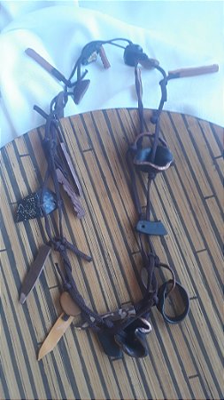 Colar Encanto Marron
