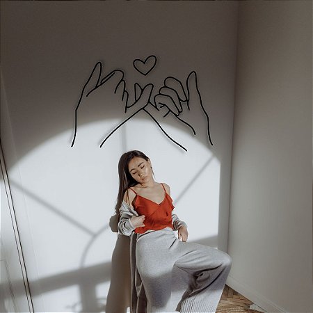 Mão e Coração decoração em mdf