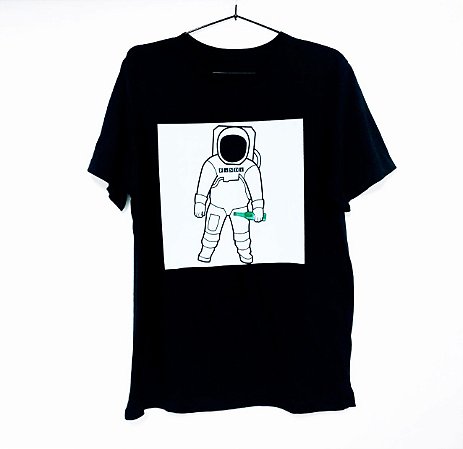 camiseta ASTRONAUTA