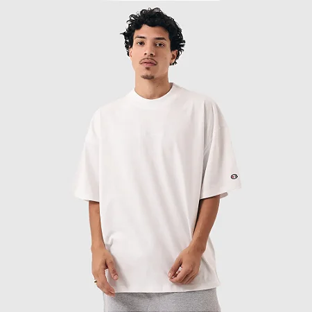 CAMISETA CHAMPION OVERSIZED MINI SCRIPT SURTON OFF WHITE