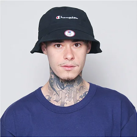 BUCKET CHAMPION WASHED RELAXED PRETO