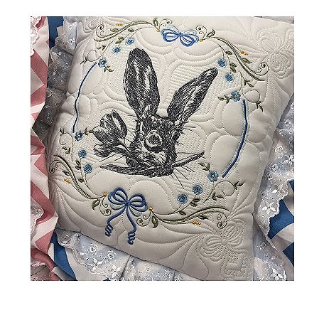 Matriz Bordado Almofada Quilt Coelhinho