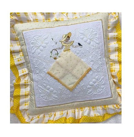 Matriz Bordado Almofada Quilt Linda Menina 2