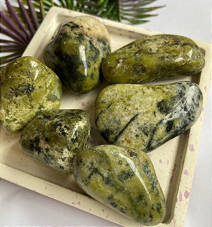 Pedra Jade Nefrita Polida
