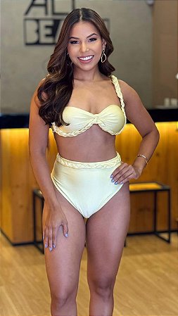 BIQUINI MACRAMÊ HOT PANTS