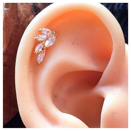 Piercing Labret Custer Meia Folha Cravejado