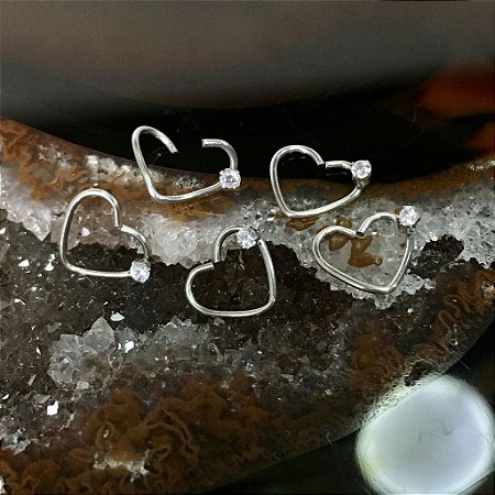Piercing Coração com ZC E Aço Cirúrgico