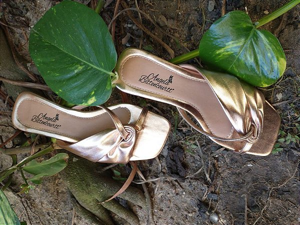 Rasteirinha de bico quadrado Clearance