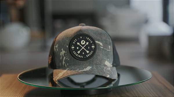 Boné Trucker Brasão Captain