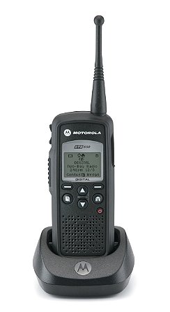 Rádio Comunicador Digital Portátil Motorola DTR620 SEMINOVO
