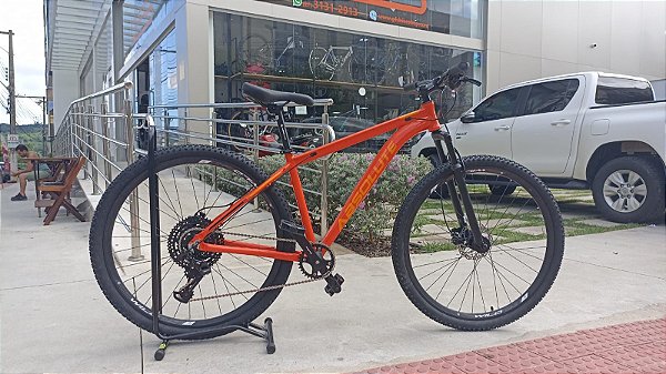 BICICLETA ABSOLUTE HERA ARO(29) TAMANHO 17(M) COR LARANJA KIT MONTAGEM