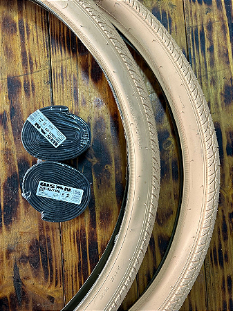 KIT 2 PNEUS BEGE E DUAS CÂMARAS BISON ARO 26 PARA BICICLETA ANTIGA