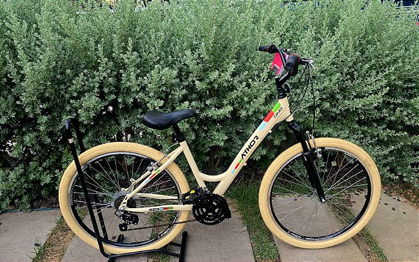 BICICLETA MTB ARO (26) FEMININA COR BEGE C/MARCHA 18V FREIO V-BRAKE ATHOR ONE