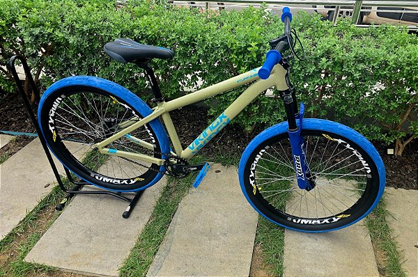 BICICLETA MTB FREERIDE ARO (26) VIKINGX TUFF X-38  KIT SINGLE S/ MARCHA FREIO DISC HIDRÁULICO TRASEIRO SHIMANO COR OLIVA