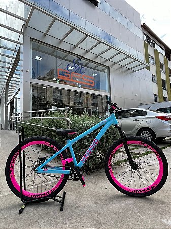 BICICLETA MTB FREERIDE ARO (26) VIKINGX TUFF-38 KIT SINGLE S/MARCHA FREIO DISC HIDRÁULICO TRASEIRO SHIMANO COR AZUL/ROSA