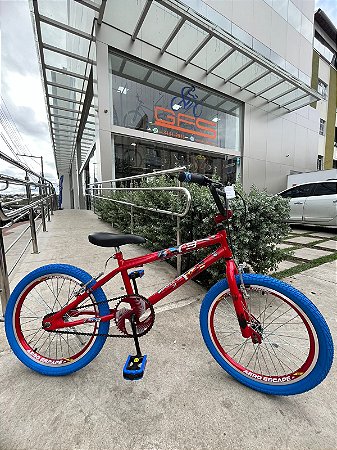 BICICLETA ARO (20) MASCULINA COR VERMELHO/PRETO S/ MARCHA MARCA DNZ PERSONALIZADA HOMEM ARANHA
