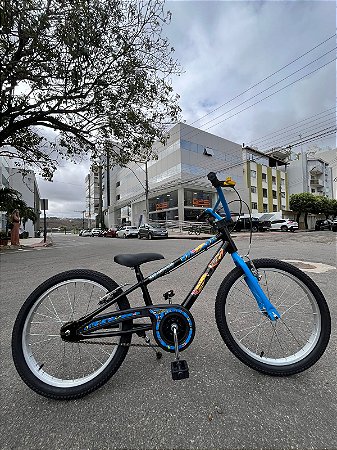 BICICLETA ARO (20) MASCULINA PRETO/AZUL S/MARCHA FREIO V-BRAKE NATHOR HOT WHEELS