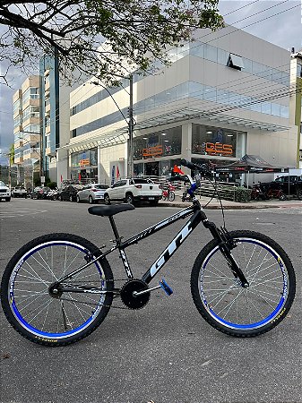 BICICLETA ARO (24) MASCULINA GTI THOR  S/ MARCHA FREIOS V-BRAKE E SUSPENSÃO DIANTEIRA COR PRETA/AZUL