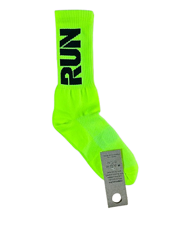MEIA CICLISMO CANO MEDIO RUN COR AMARELO NEON/PRETO