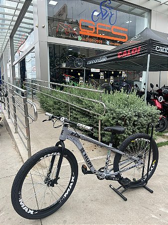 BICICLETA MTB FREERIDE ARO (26) HUPI NAJA KIT SINGLE S/ MARCHA FREIO DISC HIDRÁULICO TRASEIRO SHIMANO COR CINZA/PRETO