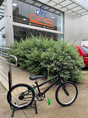 BICICLETA ARO (20) MASCULINA SAMMY SEM MARCHA FREIOS V-BRAKE COR PRETA (USADA)