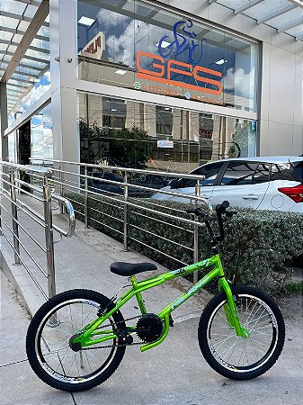 BICICLETA ARO (20) MASCULINA COR CROMOCOLOR VERDE S/MARCHA FREO V-BRAKE MARCA MILANO FREESTYLE