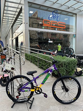 BICICLETA MTB FREERIDE ARO (26) VIKINGX TUFF X-25 CAMBIO 8 VELOCIDADES (1X8) FREIO DISCO MECÂNICO COR ROXO/VERDE/AMARELO