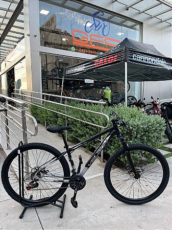 BICICLETA MTB ARO (29) VELOOH START 21 VELOCIDADES FREIO A DISCO MECÂNICO TAMANHO 15 (P) COR PRETO/PRATA