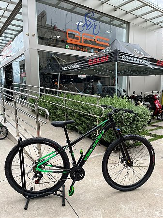 BICICLETA MTB ARO (29) VELOOH START 21 VELOCIDADES FREIO A DISCO MECÂNICO TAMANHO 15 (P) COR PRETO/VERDE