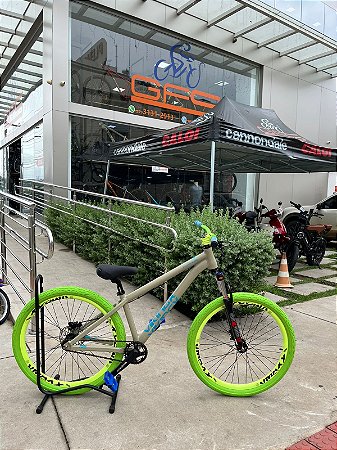 BICICLETA MTB FREERIDE ARO (26) VIKINGX TUFF-38 KIT SINGLE (S/MARCHA) FREIO DISC HIDRÁULICO TRASEIRO MT200 COR OLIVA