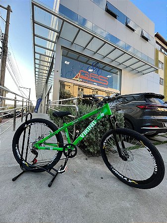 BICICLETA MTB FREERIDE ARO (26) VIKINGX TUFF 25 CAMBIO 7 VELOCIDADES FREIO DISC HIDRÁULICO TRASEIRO VERDE/BRANCO