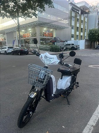 BICICLETA ELÉTRICA E-BIKE 800W PANTANEIRA COR BRANCO