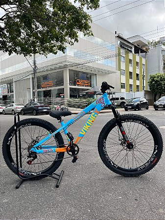 BICICLETA MTB FREERIDE ARO (26) VIKINGX TUFF-25 KIT 7 VELOCIDADES FREIO DISC MECÂNICO COR AZUL/LARANJA