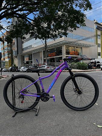 BICICLETA MTB ARO (29) ABSOLUTE HERA 21 VELOCIDADES FREIO A DISCO MECÂNICO TAMANHO 15 (P) COR ROXO/ROSA