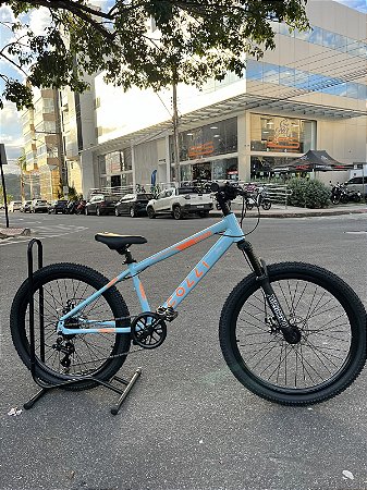 BICICLETA ARO (20) MTB COLLI DUBLIN ALUMINIO 7 VELOCIDADES (1X7) FREIO A DISCO MECÂNICO COR AZUL CHAMPANHE