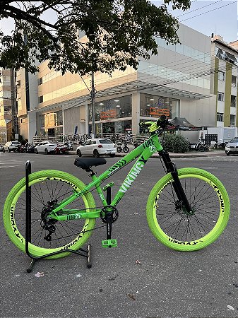 BICICLETA MTB FREERIDE ARO (26) VIKINGX TUFF X-25 CAMBIO 8 VELOCIDADES (1x8) FREIO DISC HIDRÁULICO SHIMANO COR VERDE