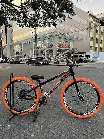 BICICLETA MTB FREERIDE ARO (26) HUPI STRIP KIT SINGLE (SEM MARCHA) FREIO DISC TRASEIRO SHIMANO MT200 COR PRETO/LARANJA