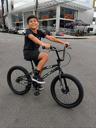 BICICLETA ARO (18) MASCULINA COR GRAFITE METÁLICO SEM MARCHA FREIO V-BRAK PRO-X SERIE 18