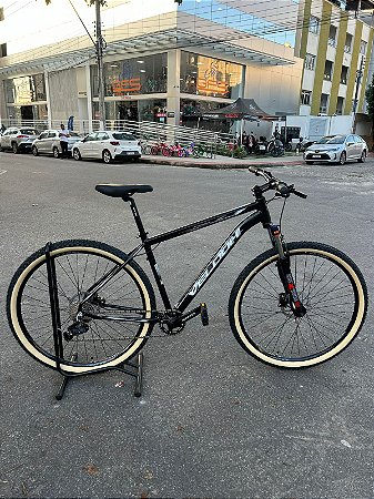 BICICLETA MTB ARO (29) VELOOH ESCALARDE 8 VELOCIDADES (1X8) FREIO A DISCO HIDRÁULICO TAMANHO 19 (G) COR PRETO