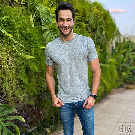 camisa poliester e elastano